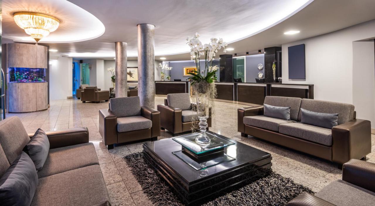 Hotel Egina מדיין מראה חיצוני תמונה