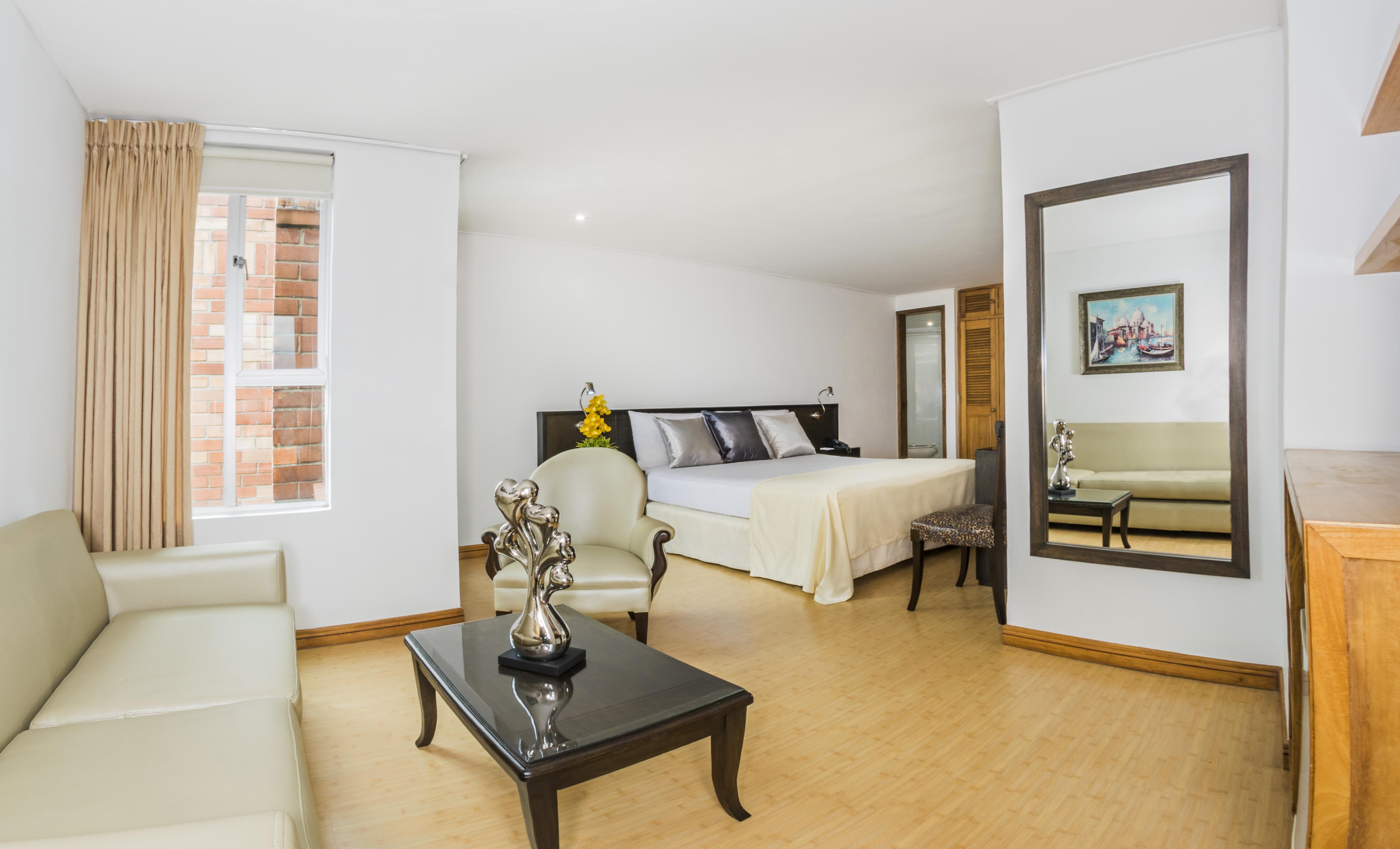 Hotel Egina מדיין מראה חיצוני תמונה