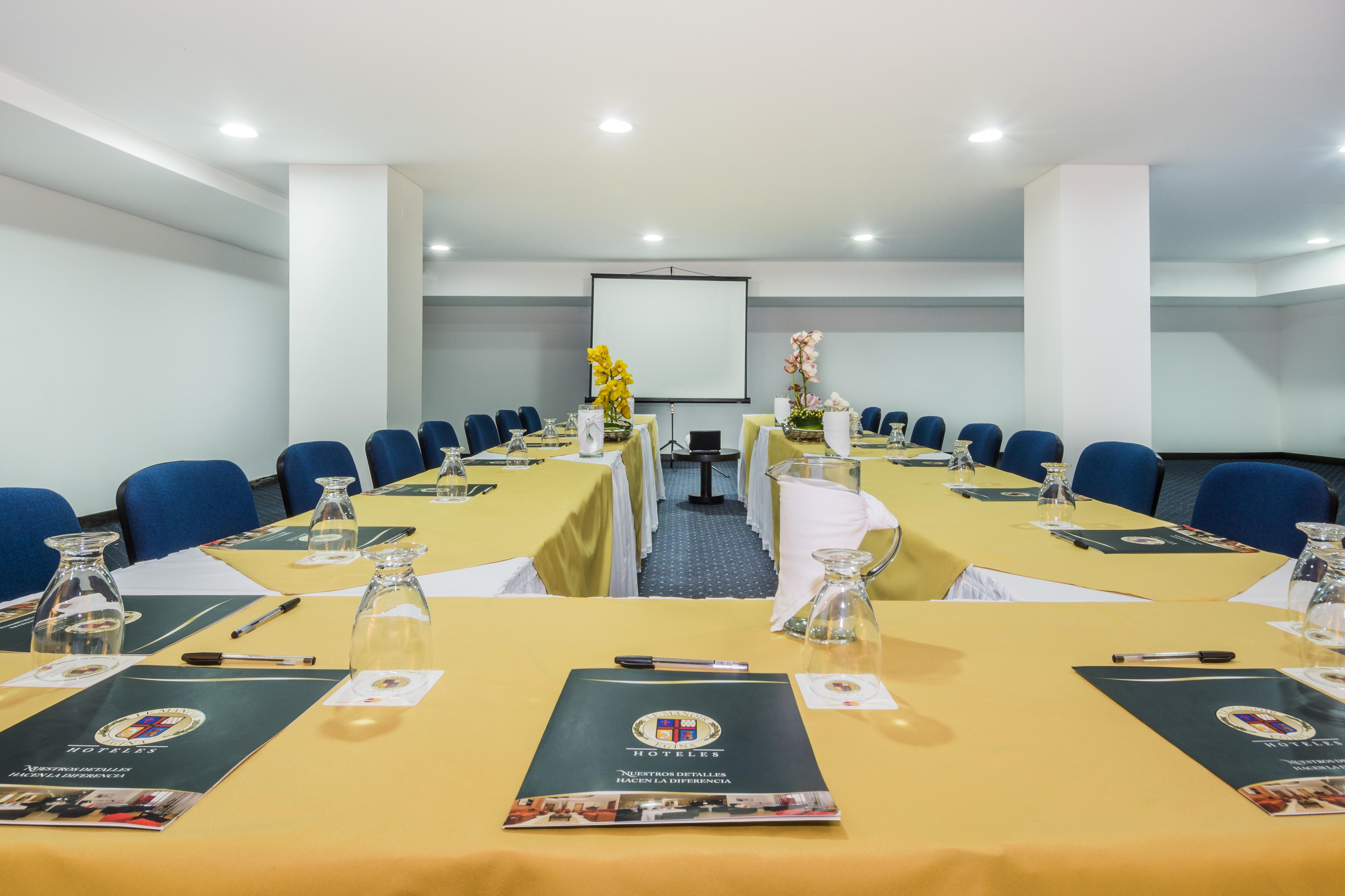 Hotel Egina מדיין מראה חיצוני תמונה
