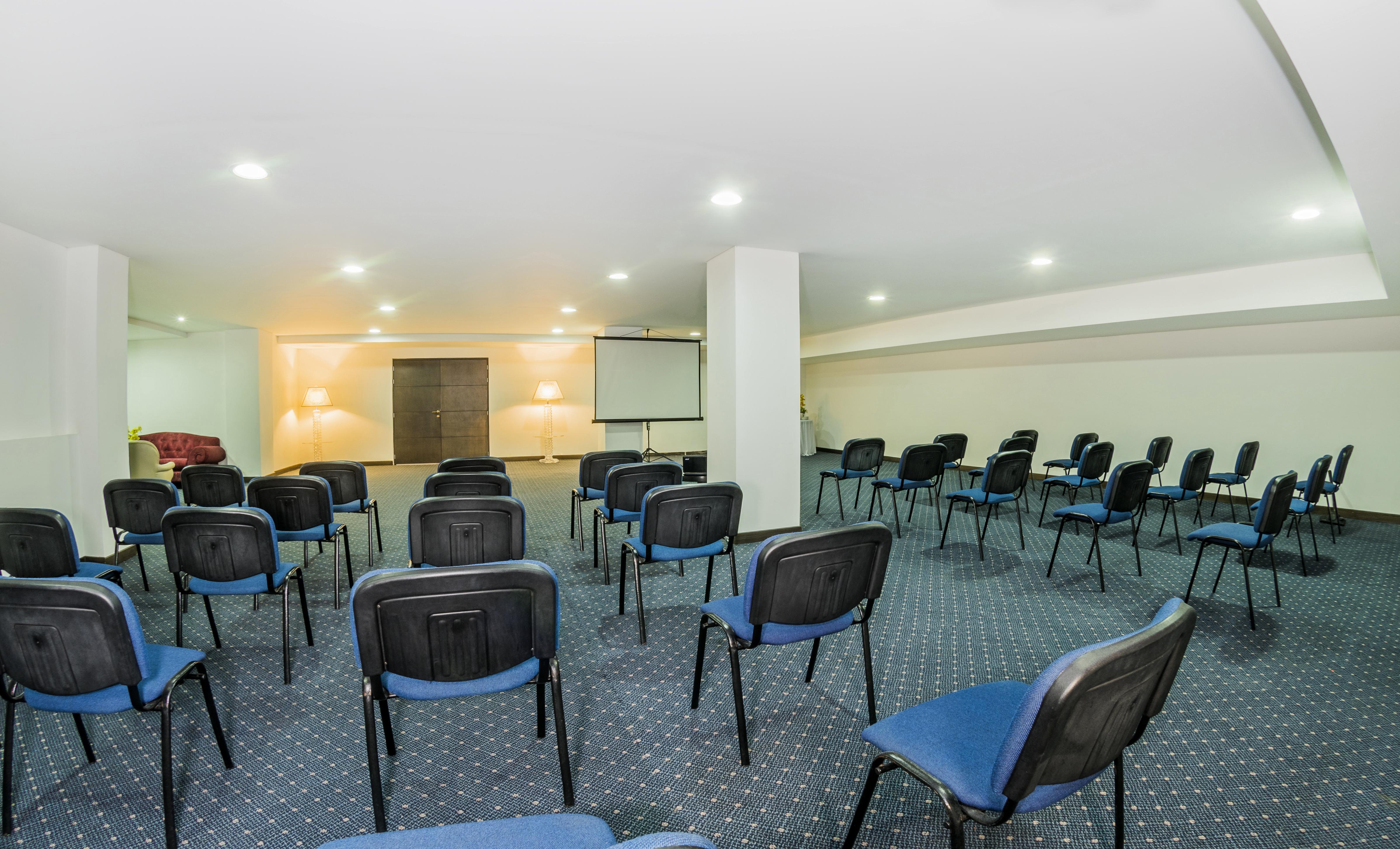 Hotel Egina מדיין מראה חיצוני תמונה