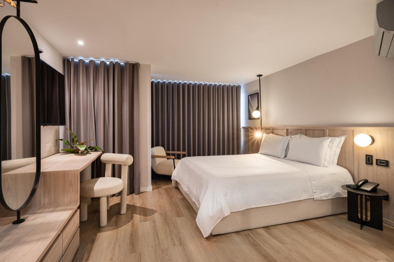 Hotel Egina מדיין מראה חיצוני תמונה